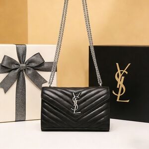 <AUTHENTIC>YSL Black Quilted Chain Wallet Bag